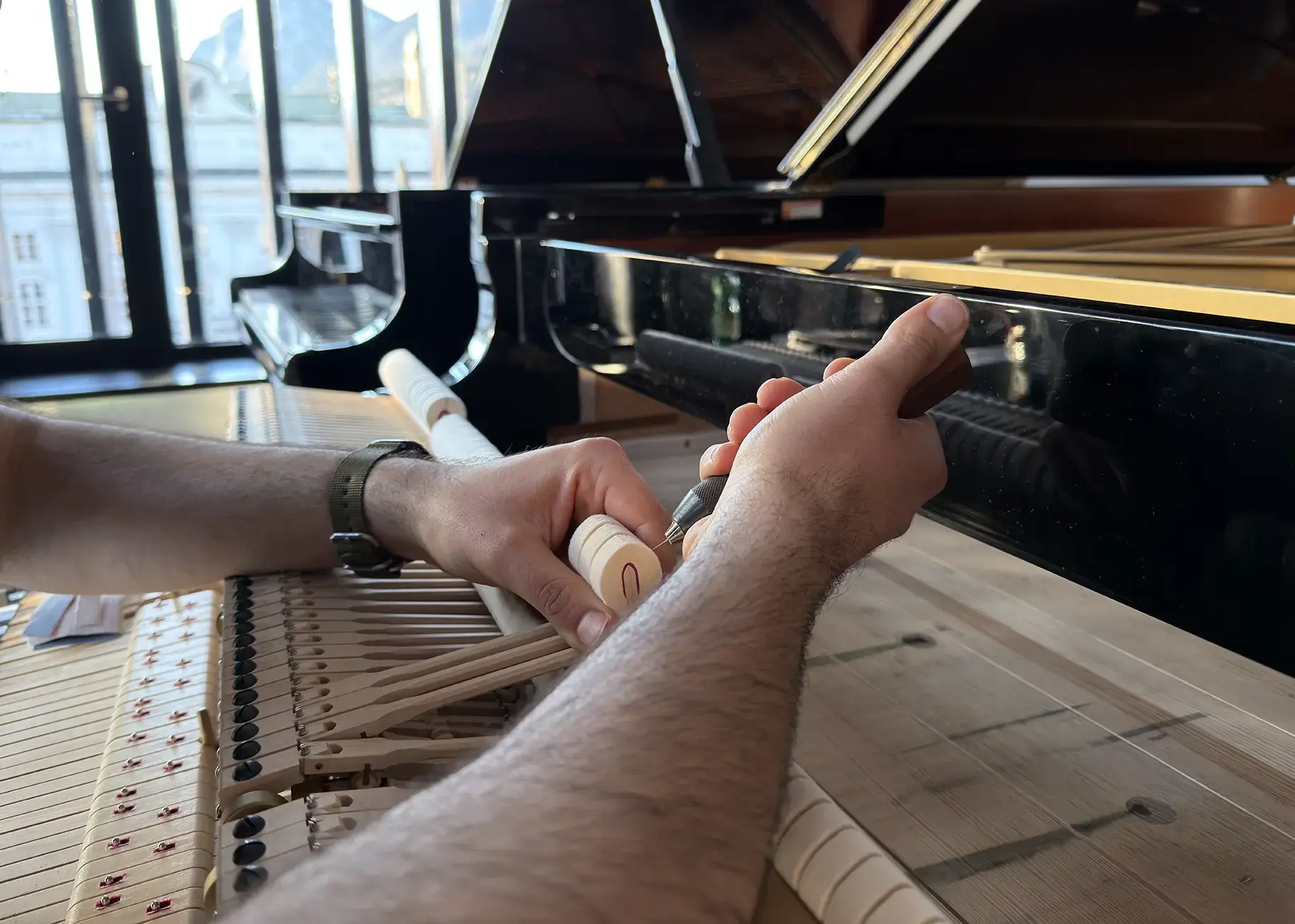 Klavier reparieren