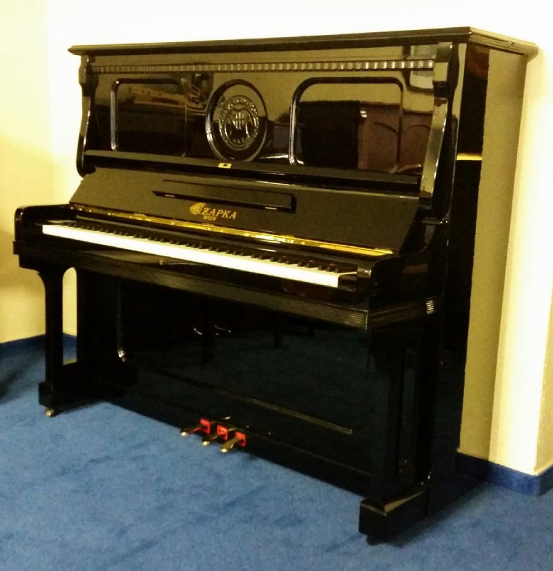 Klavierhaus Kamran - Czapka